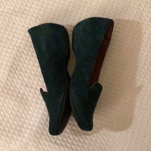 Clark’s Artisan dark blue suede round toe slip on flats size # 7 M. - Picture 7 of 10